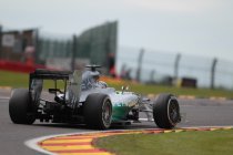 België: Mercedes blijft op kop in tweede vrije training
