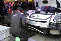 24H Zolder: Newsflash: Chaos na regen - Goossens crasht - Opgave Kronos Porsche (Update)