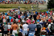 Kris Meeke diept voorsprong uit