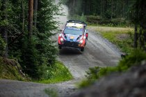 Finland: Tänak weerstaat druk van Toyota