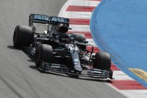 Spanje: Hamilton wint met gemak, Verstappen tweede