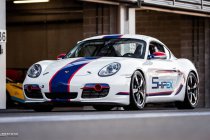 Win twee raceopleidingen met een Porsche GT4 bij Thems Racing by Powercars!