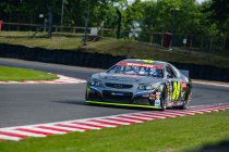 Brands Hatch: Pole voor Kumpen (E1) en Arroyo (E2) - Longins op vinkenslag