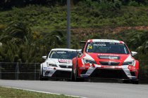 Sepang: SEAT domineert eerste oefensessie