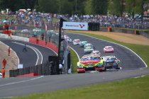 Brands Hatch: Elite 1: Anthony Kumpen tweede en leider in het kampioenschap