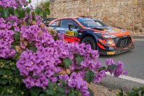 WRC: Neuville pakt stevige optie op Spaanse winst