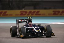 Abu Dhabi: Rowland wint nachtrace, maar speelt zege direct weer kwijt