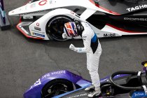 Valencia: Jake Dennis van start tot finish aan de leiding