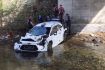 Neuville stort van brug
