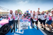 Monza: Bastian Buus wint - Dylan Pereira kampioen