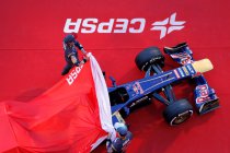Scuderia Toro Rosso presenteert weinig gewijzigde STR8 (+ Foto's)