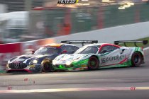 24H Spa: Kaspersky Ferrari out na contact met Mercedes