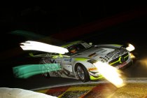 24H Spa: Na 17H: Het regent opgaves – Porsche en Mercedes duelleren voor zege