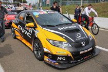 New Race Festival: Overtuigende zege van de Boutsen Ginion Racing Honda Civic in de long race