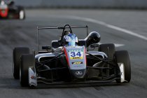 FIA F3: Norisring: Jakes Hughes op pole voor race 1