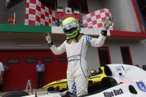 Auto GP: Imola: Kimiya Sato wint overtuigend race 1