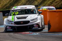 Anneau du Rhin: Huff (Cupra) pakt race 2 - Magnus vijfde