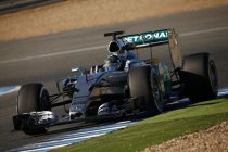 Wintertesten Barcelona: Dag 2: Mercedes toont eindelijk zijn snelheid