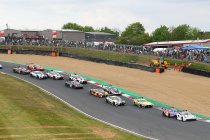 Brands Hatch: Lionspeed Porsche neemt revanche in race 2 - Lismont wint in Silver