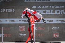 Barcelona: Jenson Brickley kampioen ondanks gelijke stand