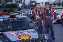 Thierry Neuville aan de start in Legend Boucles @ Bastogne