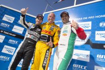 Tom Coronel  maakt indruk tijdens races in Argentinië