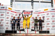 Valencia: PK Carsport pakt onverhoopte zege in race 2