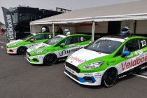 Jumbo Racedagen: Loek Hartog zegeviert in race 2 van de Ford Fiesta Sprint Cup