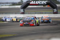 Nürburgring: Kumpen nieuwe leider, Longin genekt door pech