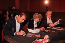 Succesvolle openingsdag voor InterClassics: Le Mans-rijders trekken de aandacht én Koen Wauters onthult nieuwe racewagen