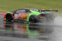 Silverstone: Zege in verregende race gaat naar Barwell Motorsport Lamborghini