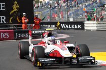 Monaco: Sirotkin pakt dominante pole