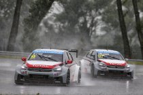 Slovakia Ring: Zondvloed houdt regenmeester Sébastien Loeb niet van tweede seizoenszege