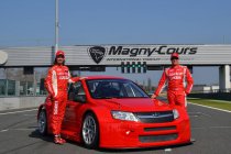Nieuwe Lada Granta TC1 steekt neus aan het venster