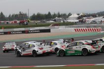 Nürburgring-Nordschleife: Ook Groene Hel kan José Maria Lopez niet stoppen,Valente crasht (race 1)