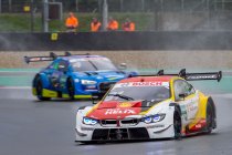 Assen: Sheldon van der Linde pakt eerste zege in regenrace