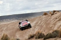 Etappe 8: Loeb met winst naar leiding