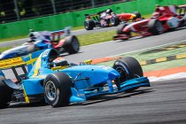 FA1: Monza: Felix Rosenqvist wint gemakkelijk race 1