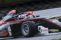 Formula Regional Oceanië: Freddie Slater nadert op Ugochukwu in verregend weekend