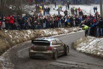Sortie van Loeb maakt einde aan boeiend duel met Ogier