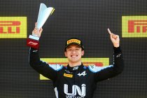 Silverstone: Guanyu Zhou winnaar van de hoofdrace