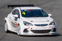 Campos Racing komt in Sepang met twee Opel Astra OPC aan de start