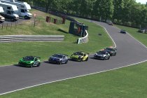 PACE Toyota - Oulton Park: Sören Gerits en Nick Debeck verdelen de eerste zeges