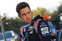 Catalunya: Neuville hijst zich op kop