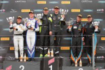 Angélique Detavernier maakt sterk debuut in GT4