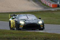 24H Nürburgring: Na 5H30: Aston Martin op kop in chaotische wedstrijd