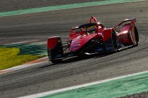 Riyadh: Oliver Rowland topt de eerste training