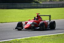 Spa-Francorchamps: Jack Aitken wint incidentrijke tweede GP3 race