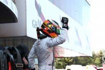 Spanje: Vandoorne wint spannende race 1