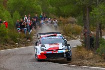 Spanje: Ogier drijft tempo op